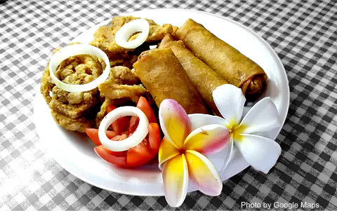M & N Filipino Restaurant - Photo 2 of 4 | NateEatsHawaii restaurant gallery and food photos from Oahu, Hawaii