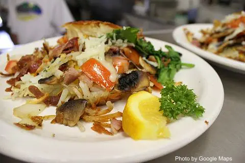 Moke's Bread & Breakfast - Photo 3 of 4 | NateEatsHawaii restaurant gallery and food photos from Oahu, Hawaii