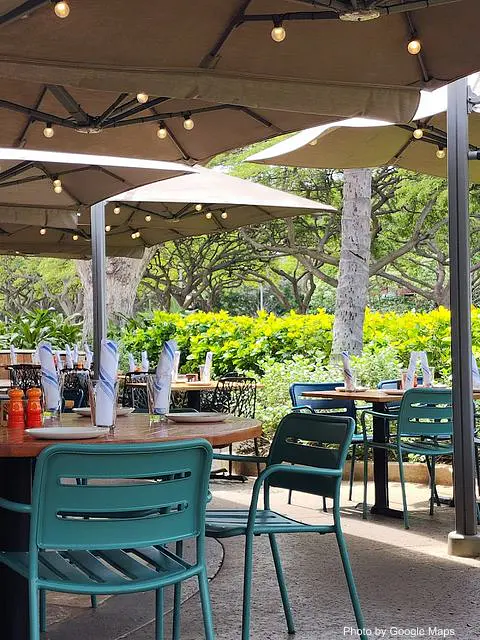Monkeypod Kitchen by Merriman - Photo 2 of 4 | NateEatsHawaii restaurant gallery and food photos from Oahu, Hawaii
