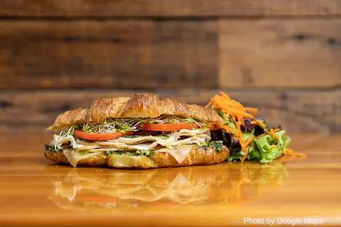 Nalu Health Bar & Cafe - Photo 3 of 4 | NateEatsHawaii restaurant gallery and food photos from Oahu, Hawaii