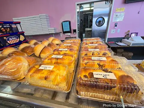 Nanding's Bakery - Photo 3 of 4 | NateEatsHawaii restaurant gallery and food photos from Oahu, Hawaii