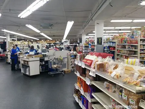 Nijiya Market University Store - Photo 3 of 4 | NateEatsHawaii restaurant gallery and food photos from Oahu, Hawaii