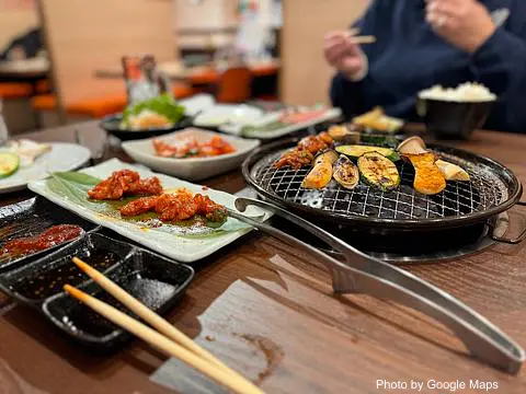 No. 1 Chinese & BBQ Restaurant - Photo 2 of 4 | NateEatsHawaii restaurant gallery and food photos from Oahu, Hawaii