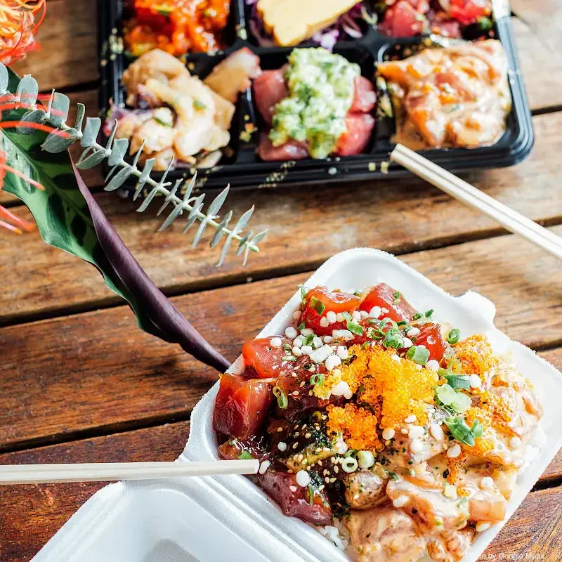 Off the Hook Poke Market - Photo 2 of 6 | NateEatsHawaii restaurant gallery and food photos from Oahu, Hawaii