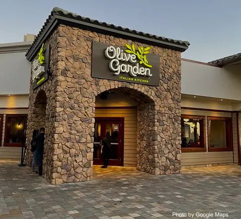 Olive Garden Italian Restaurant - Photo 2 of 4 | NateEatsHawaii restaurant gallery and food photos from Oahu, Hawaii