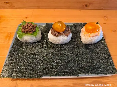 Onigiri Onibe - Photo 3 of 4 | NateEatsHawaii restaurant gallery and food photos from Oahu, Hawaii