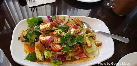 Ono Thai - Photo 3 of 4 | NateEatsHawaii restaurant gallery and food photos from Oahu, Hawaii