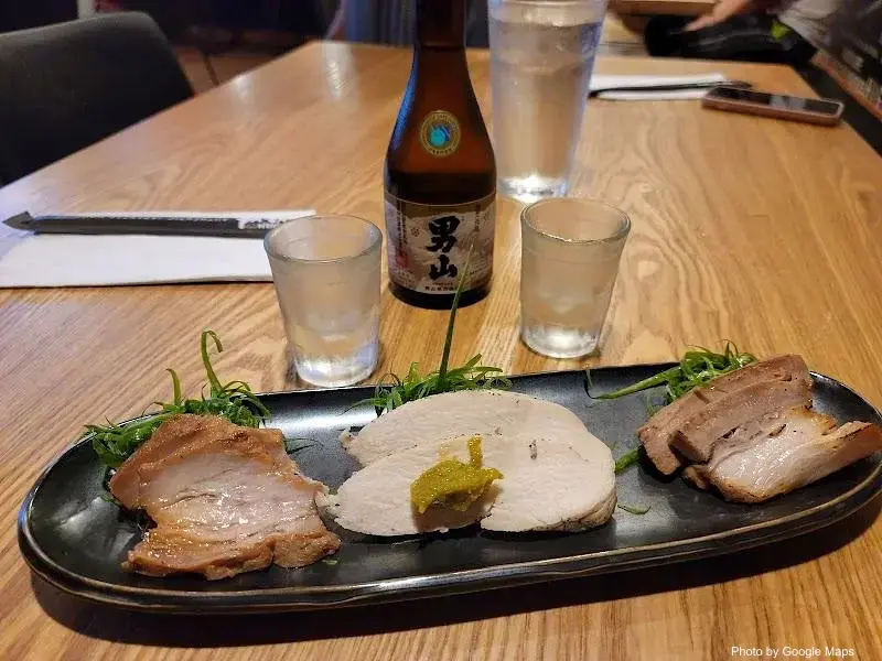 Onoya Ramen - Photo 2 of 6 | NateEatsHawaii restaurant gallery and food photos from Oahu, Hawaii