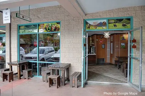 Paniolos Kailua - Photo 2 of 4 | NateEatsHawaii restaurant gallery and food photos from Oahu, Hawaii