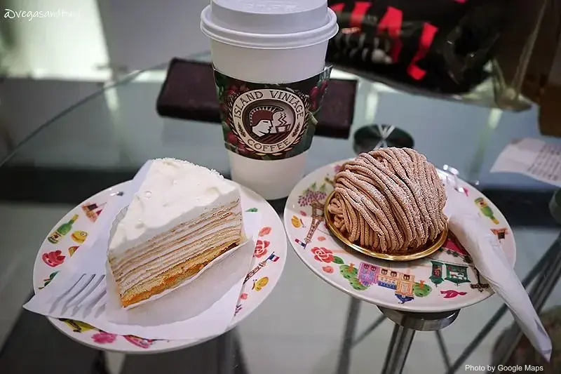 Patisserie La Palme D'Or - Photo 2 of 6 | NateEatsHawaii restaurant gallery and food photos from Oahu, Hawaii