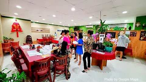 Phở Bistro 2 - Photo 2 of 4 | NateEatsHawaii restaurant gallery and food photos from Oahu, Hawaii