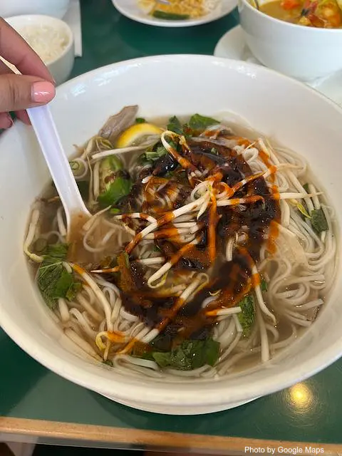 Phở My VI - Photo 3 of 4 | NateEatsHawaii restaurant gallery and food photos from Oahu, Hawaii