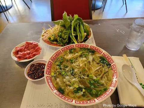 Phở Tô Châu Restaurant - Photo 3 of 4 | NateEatsHawaii restaurant gallery and food photos from Oahu, Hawaii