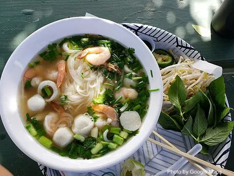 Pho Vientiane - Photo 3 of 4 | NateEatsHawaii restaurant gallery and food photos from Oahu, Hawaii