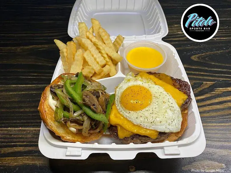 PITCH SPORTS BAR - Photo 2 of 7 | NateEatsHawaii restaurant gallery and food photos from Oahu, Hawaii