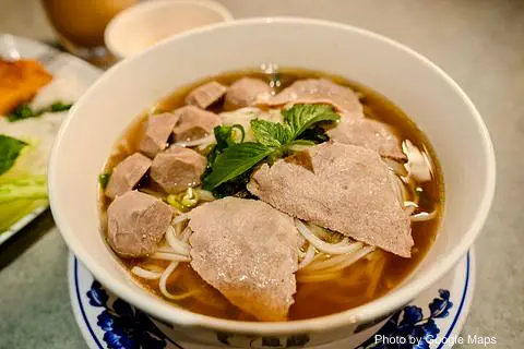 Planet Pho - Photo 3 of 4 | NateEatsHawaii restaurant gallery and food photos from Oahu, Hawaii