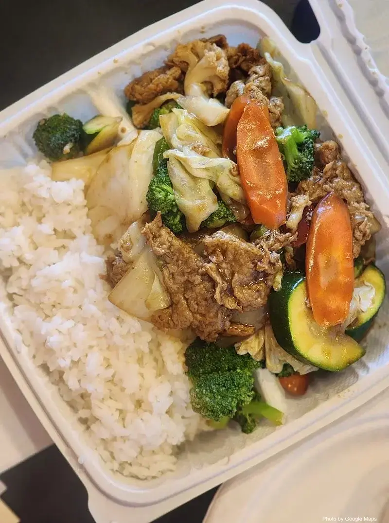 QQ Tea & Vegetarian House - Photo 2 of 6 | NateEatsHawaii restaurant gallery and food photos from Oahu, Hawaii