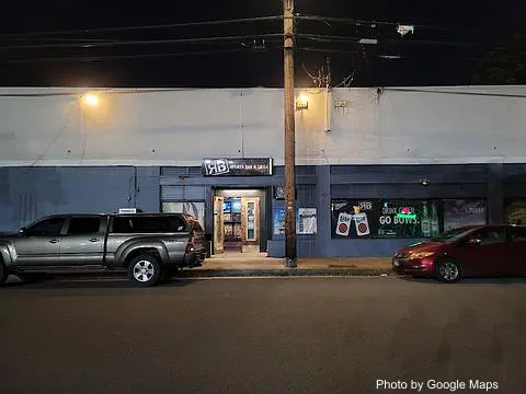 RB Sports Bar & Grill (Rock Bottom) - Photo 2 of 4 | NateEatsHawaii restaurant gallery and food photos from Oahu, Hawaii