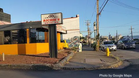 Richie's Drive Inn - Photo 2 of 4 | NateEatsHawaii restaurant gallery and food photos from Oahu, Hawaii