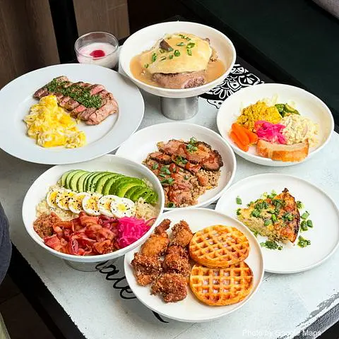 Rise Cafe - Photo 3 of 4 | NateEatsHawaii restaurant gallery and food photos from Oahu, Hawaii