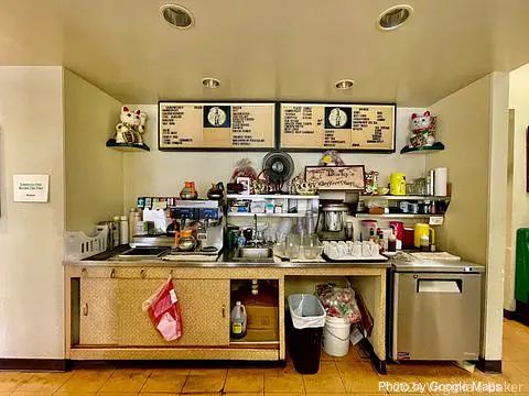 Rocky's Coffee Shop - Photo 2 of 4 | NateEatsHawaii restaurant gallery and food photos from Oahu, Hawaii