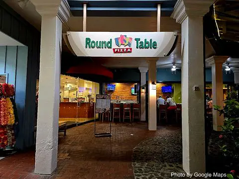 Round Table Pizza - Photo 2 of 4 | NateEatsHawaii restaurant gallery and food photos from Oahu, Hawaii