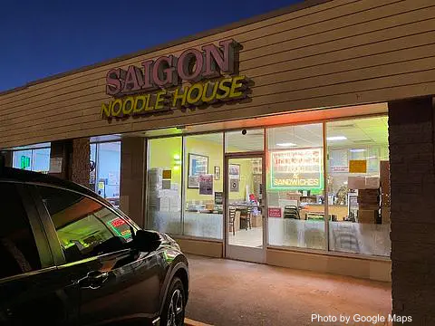 Saigon Noodle House - Photo 2 of 4 | NateEatsHawaii restaurant gallery and food photos from Oahu, Hawaii