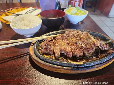 Saito & Pho II - Photo 3 of 4 | NateEatsHawaii restaurant gallery and food photos from Oahu, Hawaii