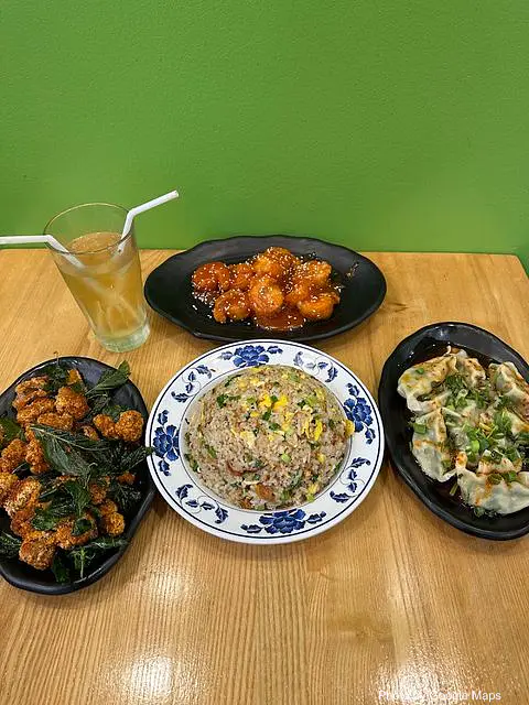 Seasons Taiwanese Eatery 绣蘭竹苑 - Photo 3 of 4 | NateEatsHawaii restaurant gallery and food photos from Oahu, Hawaii