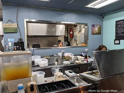 Shaloha Pita - Photo 2 of 4 | NateEatsHawaii restaurant gallery and food photos from Oahu, Hawaii
