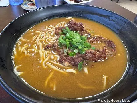 Shige's Saimin Stand - Photo 3 of 4 | NateEatsHawaii restaurant gallery and food photos from Oahu, Hawaii