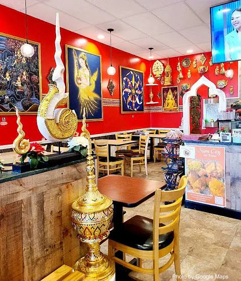 Siam City Thai Kitchen - Photo 2 of 4 | NateEatsHawaii restaurant gallery and food photos from Oahu, Hawaii