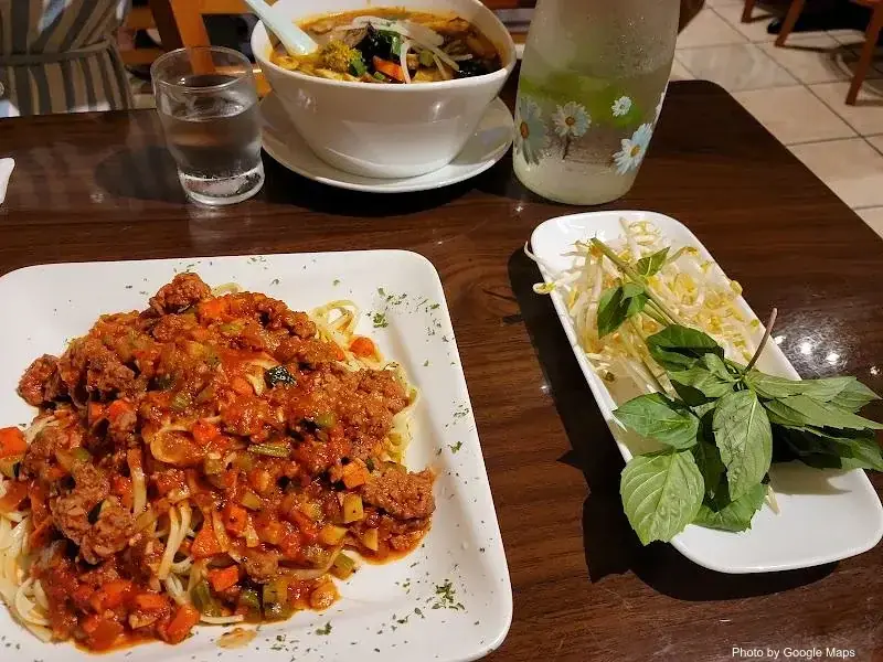Simple Joy Vegetarian Cuisine - Photo 2 of 6 | NateEatsHawaii restaurant gallery and food photos from Oahu, Hawaii