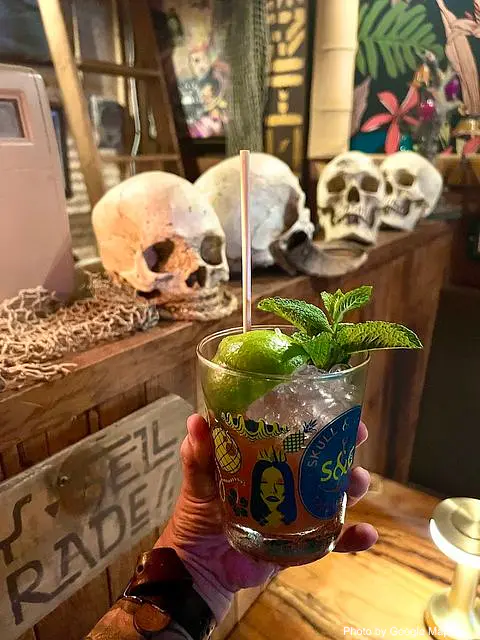 Skull & Crown Trading Co. - Photo 3 of 4 | NateEatsHawaii restaurant gallery and food photos from Oahu, Hawaii