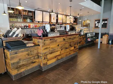 Starbucks Coffee Company - Photo 2 of 4 | NateEatsHawaii restaurant gallery and food photos from Oahu, Hawaii