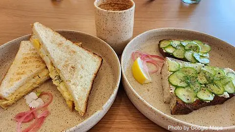 Surf Camp Coffee Niu Valley - Photo 3 of 4 | NateEatsHawaii restaurant gallery and food photos from Oahu, Hawaii