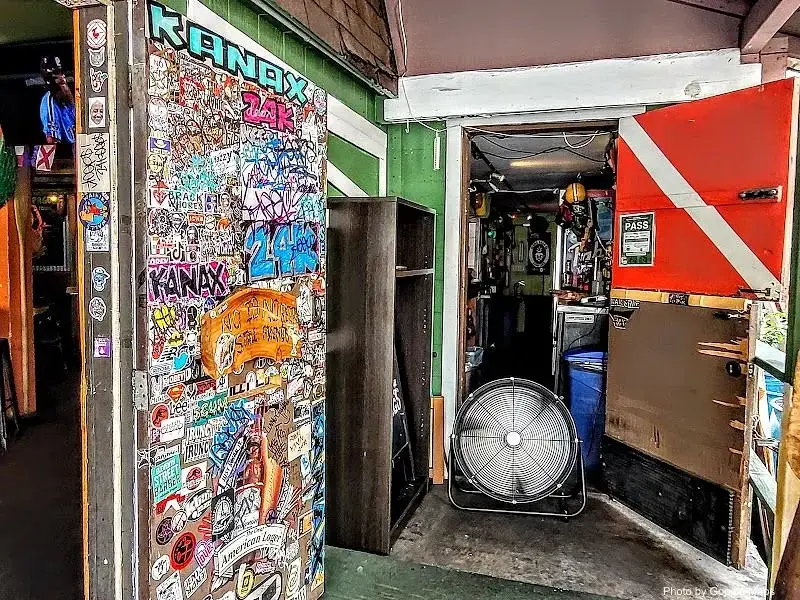 Suzie Wong's Hideaway