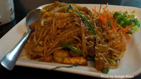Thai Lao Restaurant - Photo 3 of 4 | NateEatsHawaii restaurant gallery and food photos from Oahu, Hawaii