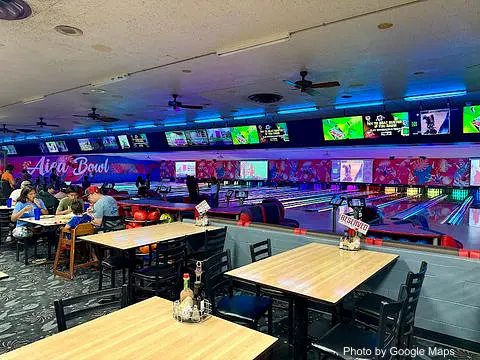 The Alley Restaurant at Aiea Bowl - Photo 2 of 4 | NateEatsHawaii restaurant gallery and food photos from Oahu, Hawaii