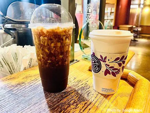 The Coffee Bean & Tea Leaf Pearl City - Photo 3 of 4 | NateEatsHawaii restaurant gallery and food photos from Oahu, Hawaii
