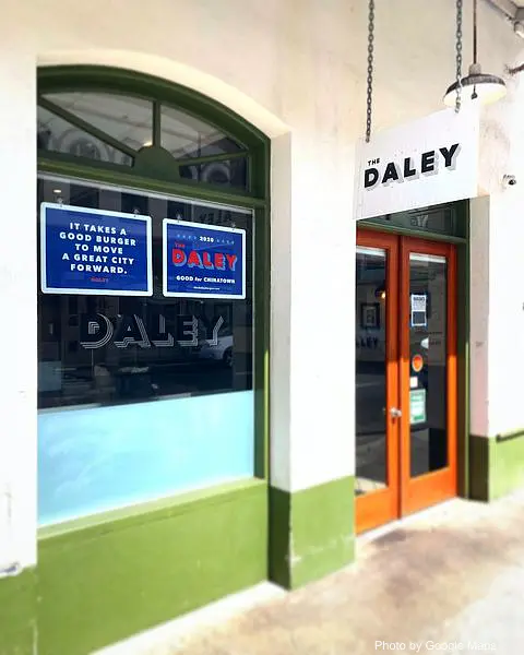The Daley Burger - Photo 2 of 4 | NateEatsHawaii restaurant gallery and food photos from Oahu, Hawaii