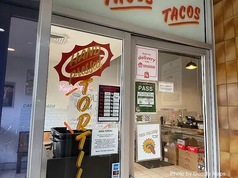 Tight Tacos Kaimuki - Photo 2 of 4 | NateEatsHawaii restaurant gallery and food photos from Oahu, Hawaii