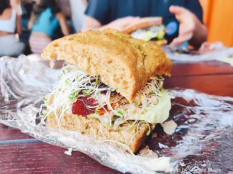 Waialua Bakery & Juice Bar - Photo 3 of 4 | NateEatsHawaii restaurant gallery and food photos from Oahu, Hawaii