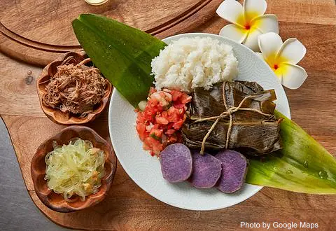 Yama's Fish Market - Photo 3 of 4 | NateEatsHawaii restaurant gallery and food photos from Oahu, Hawaii