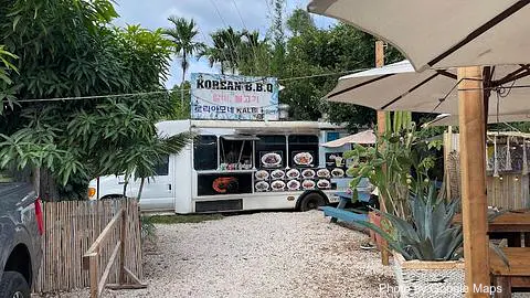 Young’s Lunch Wagon Korean BBQ - Photo 2 of 4 | NateEatsHawaii restaurant gallery and food photos from Oahu, Hawaii