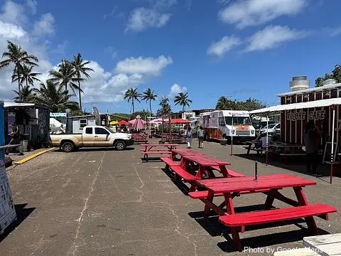 Zephanie's Pizza - Photo 2 of 4 | NateEatsHawaii restaurant gallery and food photos from Oahu, Hawaii