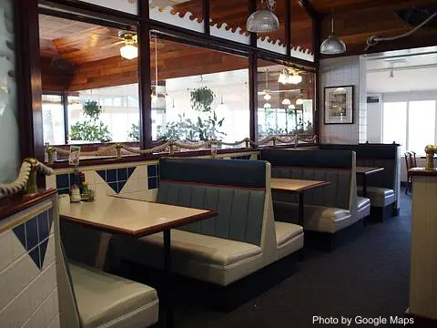 Zippy's Koko Marina - Photo 2 of 4 | NateEatsHawaii restaurant gallery and food photos from Oahu, Hawaii