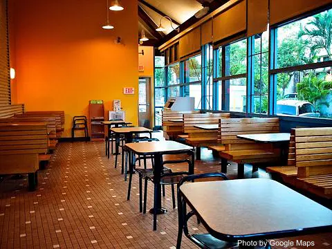 Zippy's Pearl City - Photo 2 of 4 | NateEatsHawaii restaurant gallery and food photos from Oahu, Hawaii