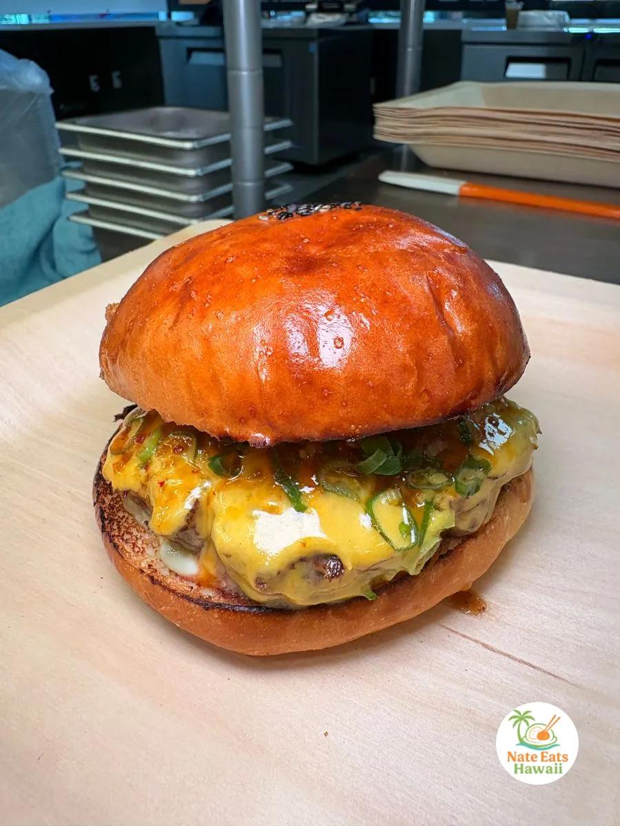 Dragon Burger - Japanese on Oahu, Hawaii | NateEatsHawaii food review and recommendations