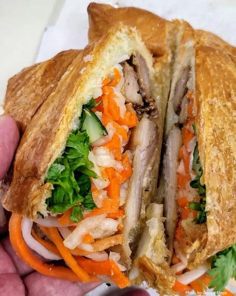 Ba-Le Sandwich Shop — nearby restaurant on Oahu